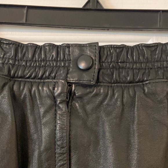 Peorgee Sport by Sally B. 100% Leather Skirt excellent condition size M - Picture 6 of 12